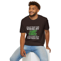 MSKOUTAA — "I'm At That Age Where My Back Goes Out More Than I Do" Funny Frog Tee