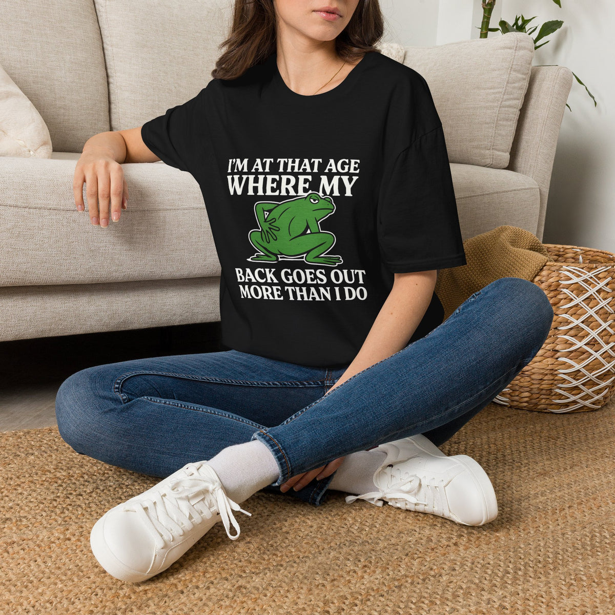MSKOUTAA — "I'm At That Age Where My Back Goes Out More Than I Do" Funny Frog Tee
